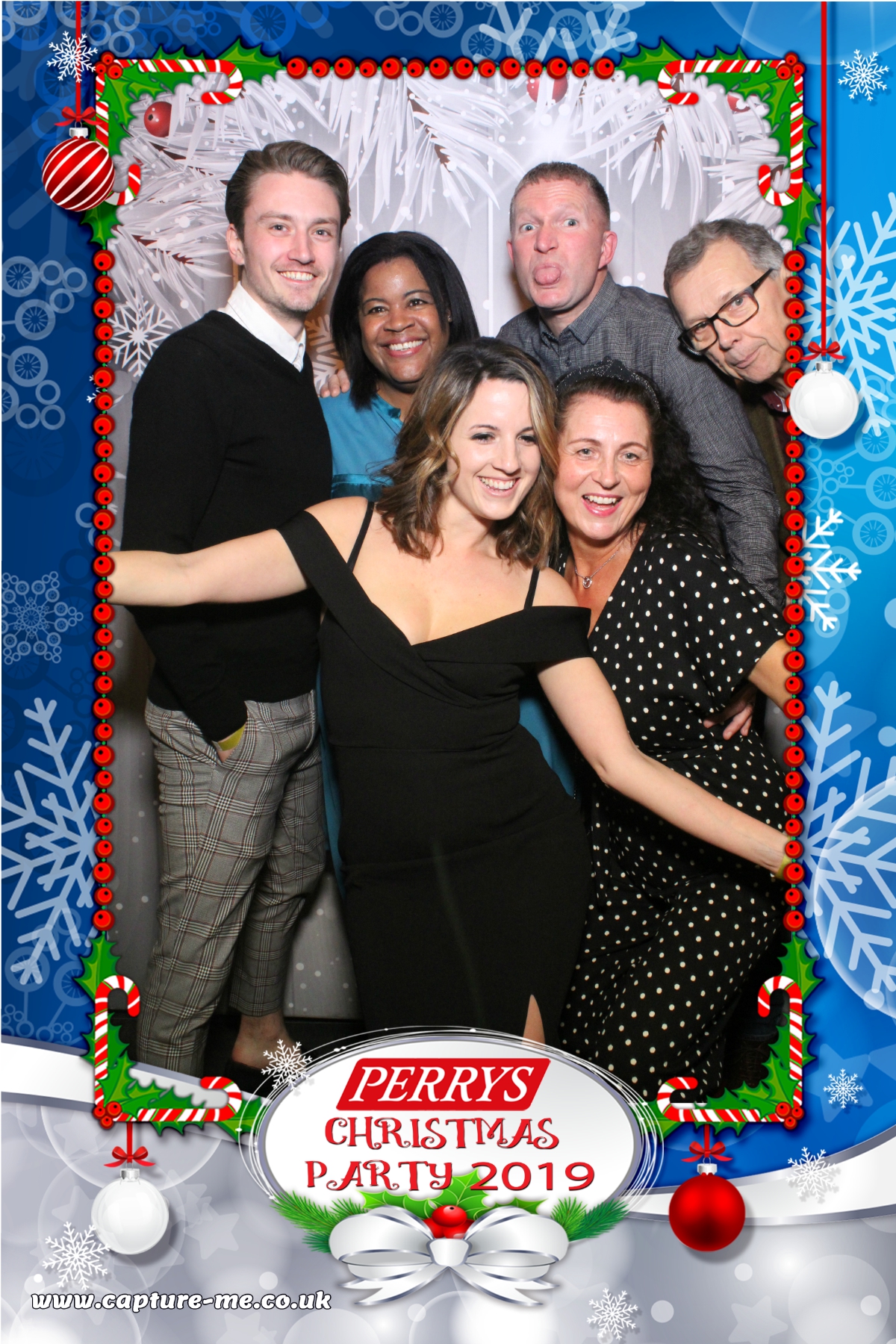 Perrys Aylesbury Christmas Party | View more photos from the event at gallery.capture-me.co.uk/u/Capture-me/Perrys-Aylesbury-Christmas-Party